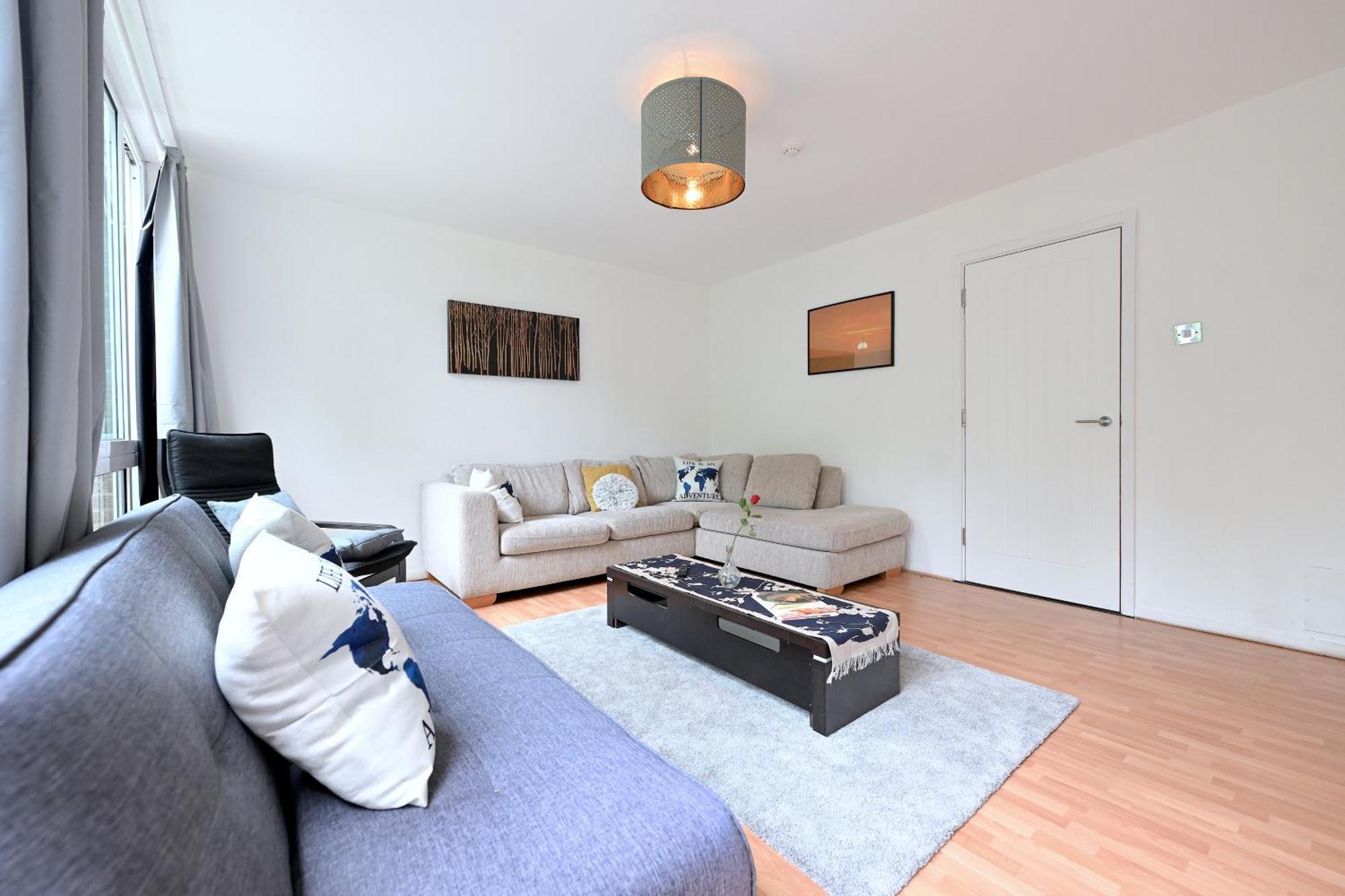 4 Bedroom Patio House Regent'S Park - Parking London Exterior photo