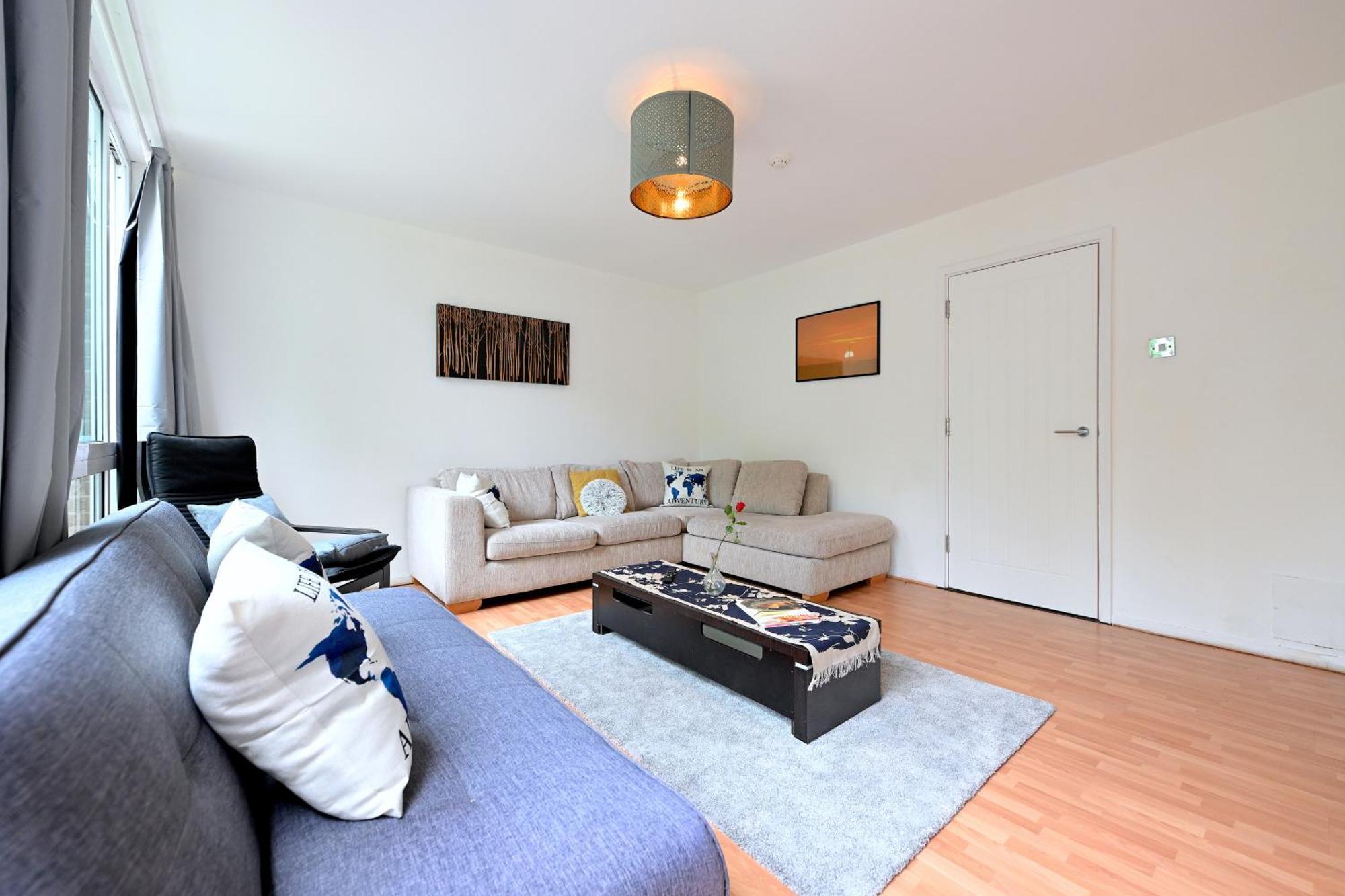 4 Bedroom Patio House Regent'S Park - Parking London Exterior photo